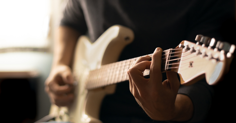 L’accordo Bm alla chitarra: come suonarlo e padroneggiarlo