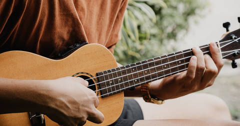 Come accordare l’ukulele? Guida completa per un suono perfetto