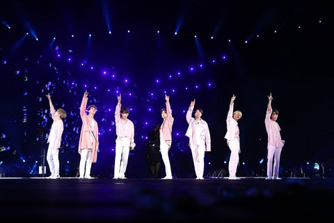 Il ritorno dei BTS sarà in diretta su Netflix: tutto quello che sappiamo sul concerto