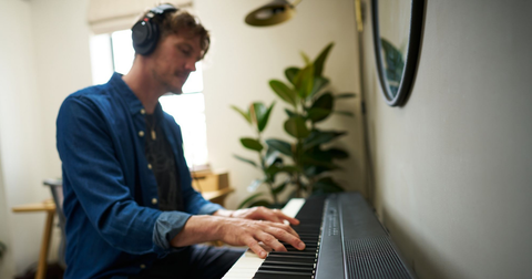 Pianoforte digitale Roland FP-40: il tocco PHA-4 in formato portatile