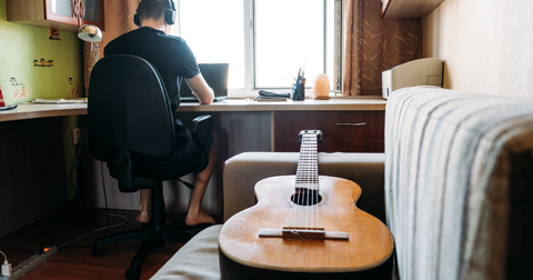 Quale chitarra acustica scegliere per iniziare a settembre?