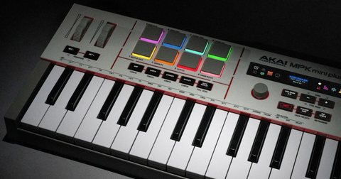 Akai svela il MPK Mini Plus II, la sua tastiera master 37 tasti rivisitata