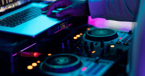 Il setup DJ portatile: un’installazione semplice e performante