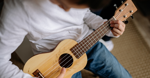 5 canzoni per iniziare a suonare l’ukulele