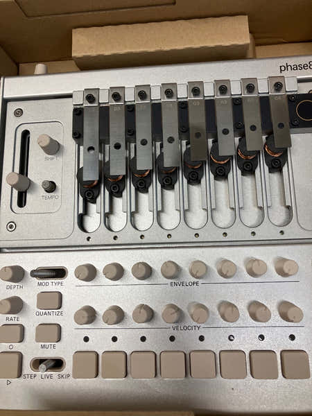 Korg Phase8 Edizione Limitata - Stock B