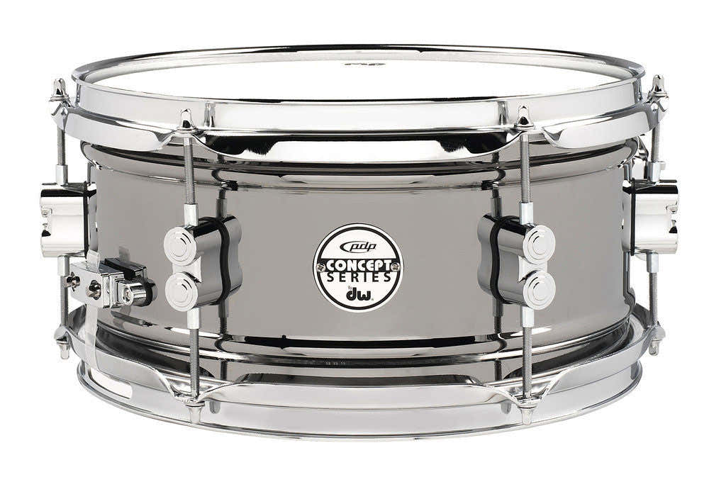 Nichel nero su acciaio 12X6