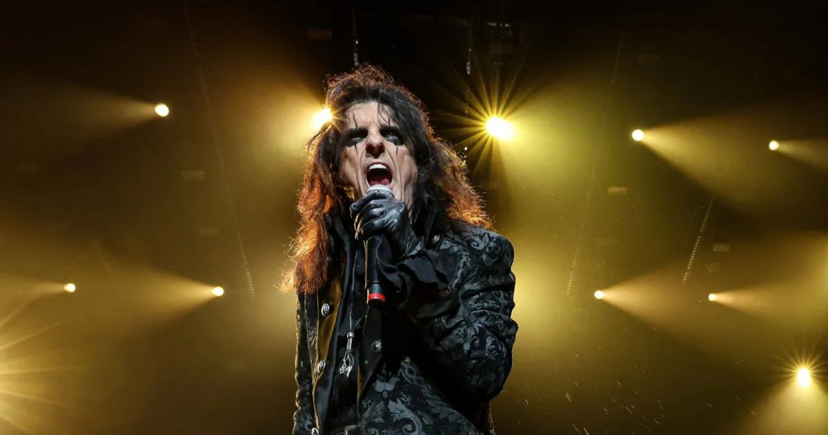 Alice Cooper annonce « Devil on My Shoulder » : l&rsquo;autobiographie définitive du parrain du shock rock
