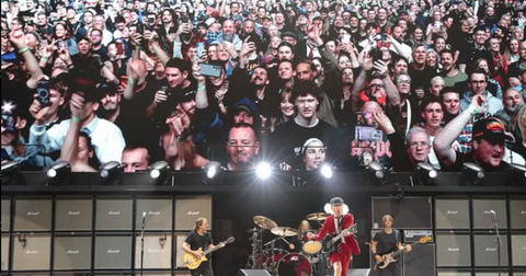 AC/DC tornano a Melbourne dopo 10 anni e provocano un microsisma