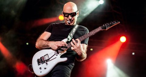 Joe Satriani: la leggenda dietro la serie Ibanez JS