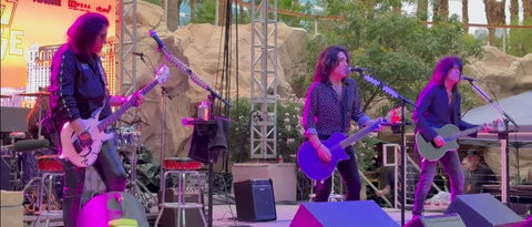 KISS rende omaggio ad Ace Frehley nel primo concerto dopo la sua scomparsa