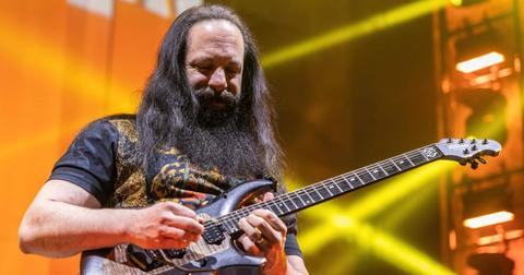 Top 5 dei chitarristi metal più tecnici
