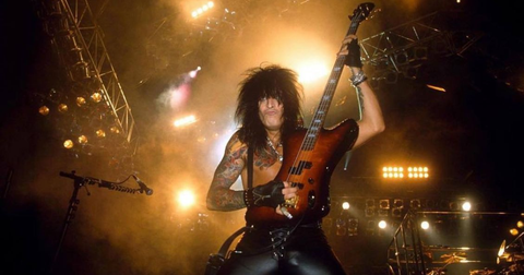 Nikki Sixx: il bassista indistruttibile dei Mötley Crüe