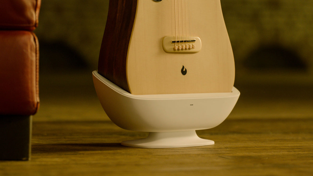 Space Base di ricarica per chitarra da 41'' della Spruce Series - Space White