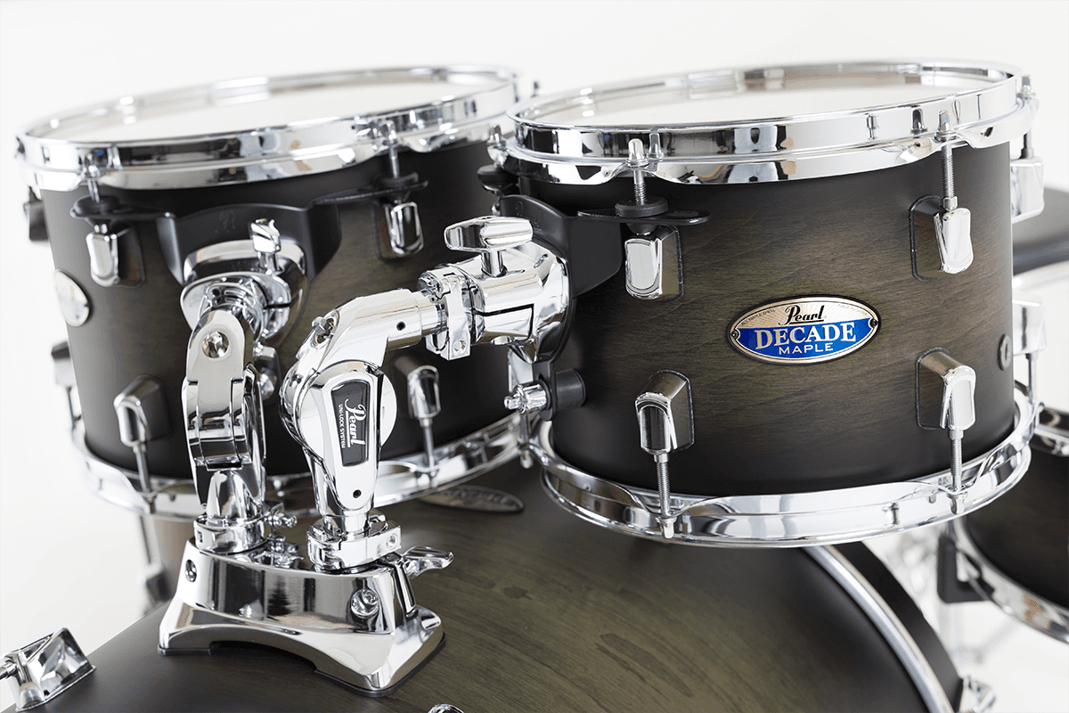 DECADE MAPLE ROCK STUDIO 22 SATIN BLACK BURST