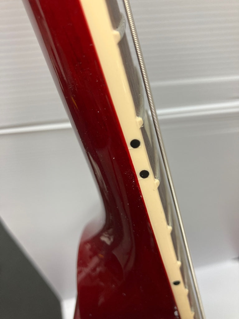 Les Paul Studio Rosso vino Bordatura crema Stock B