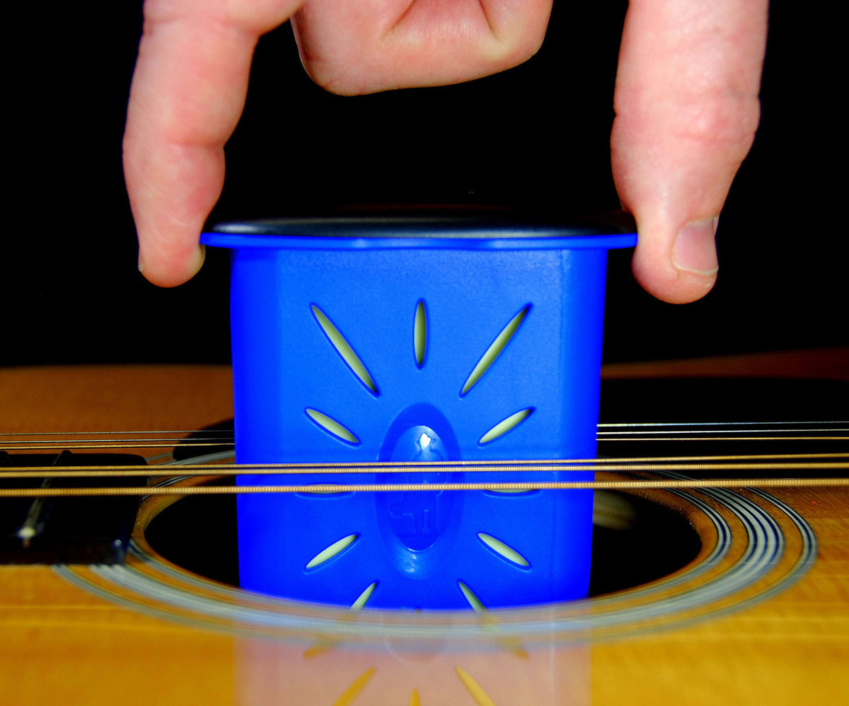 MN300 THE HUMITAR - ACOUSTIC GUITAR HUMIDIFIER