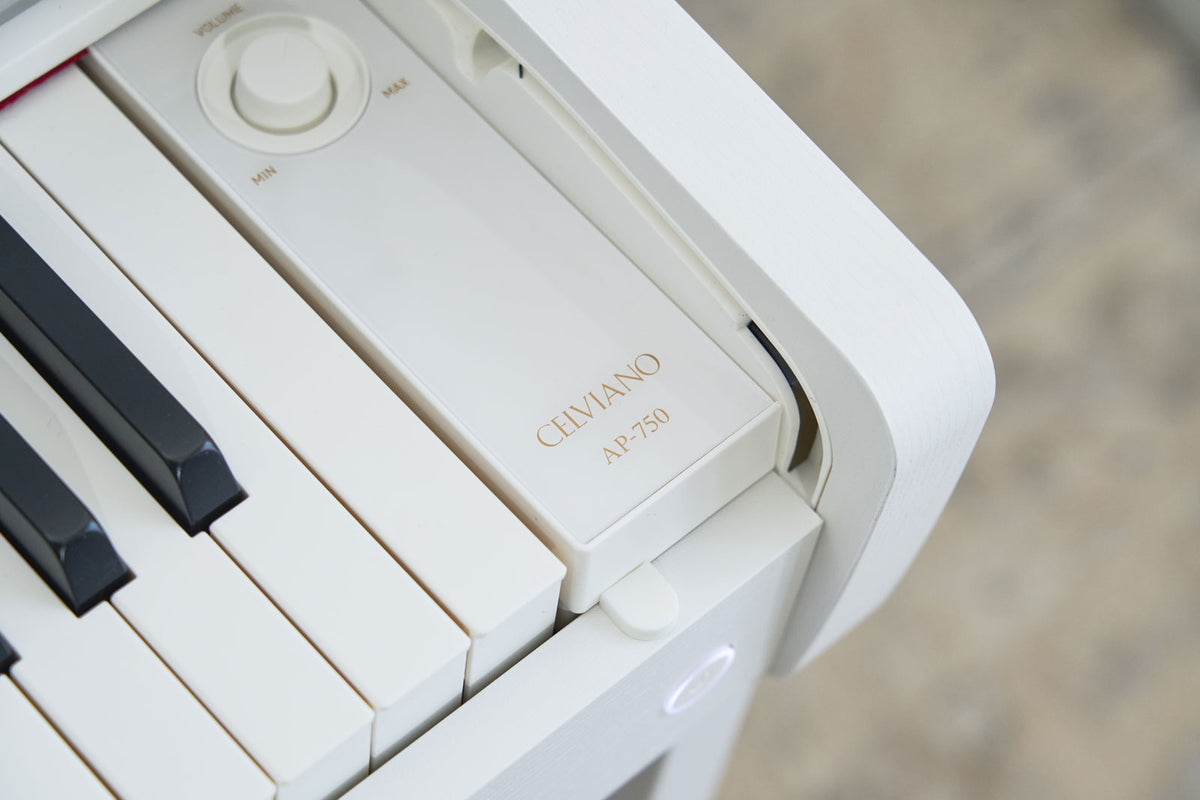 AP-750 Bianco