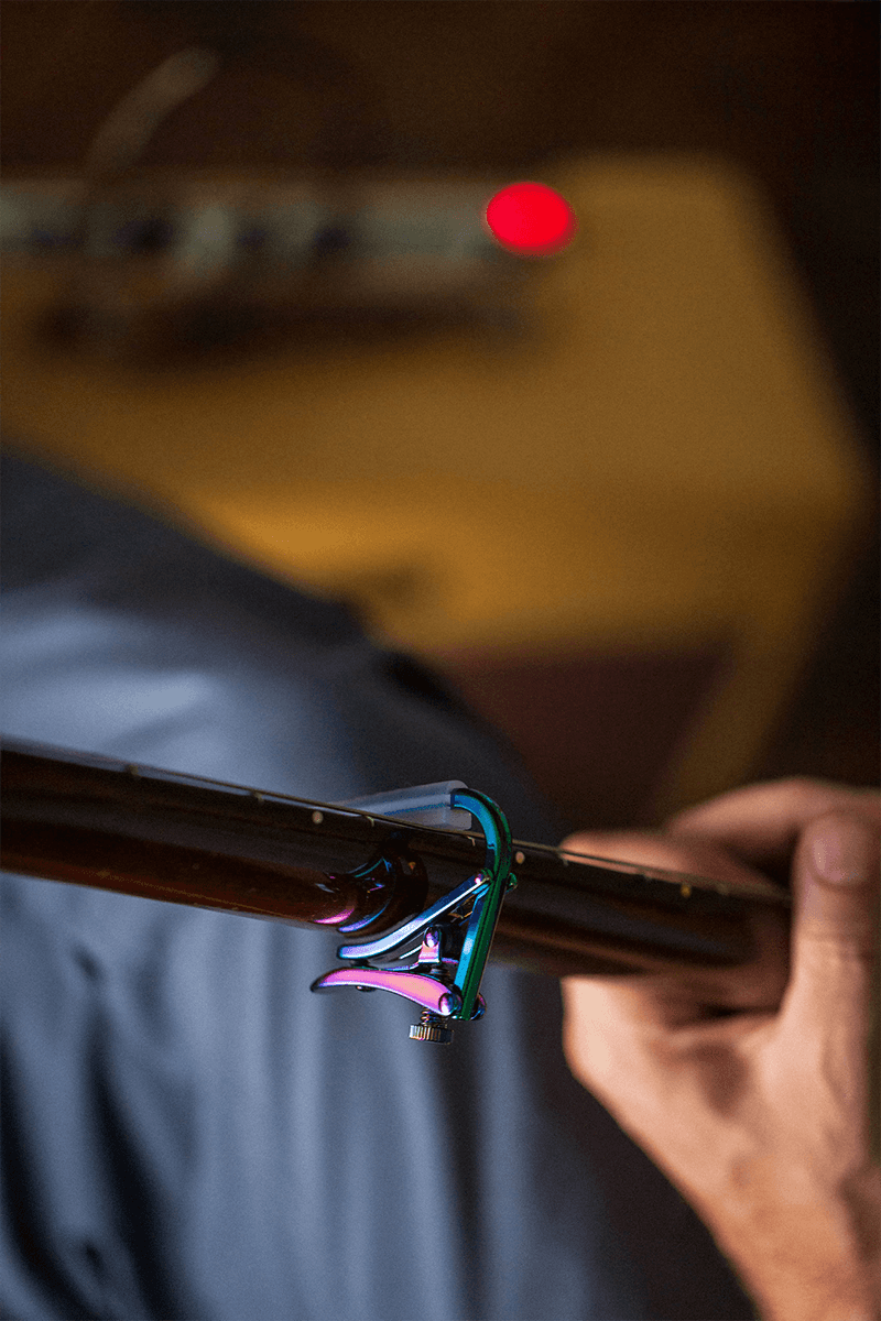 CAPO FOLK & ELECTRIC GUITAR PAUA PEARL