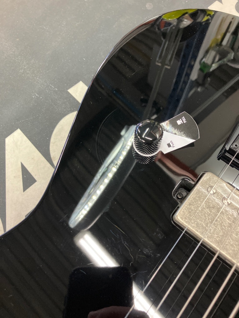 M-201 Baritono Nero - Prodotto B