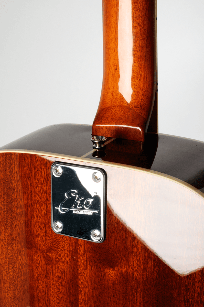 Ranger VI EQ Riedizione Vintage Dreadnought con tavola naturale tinta