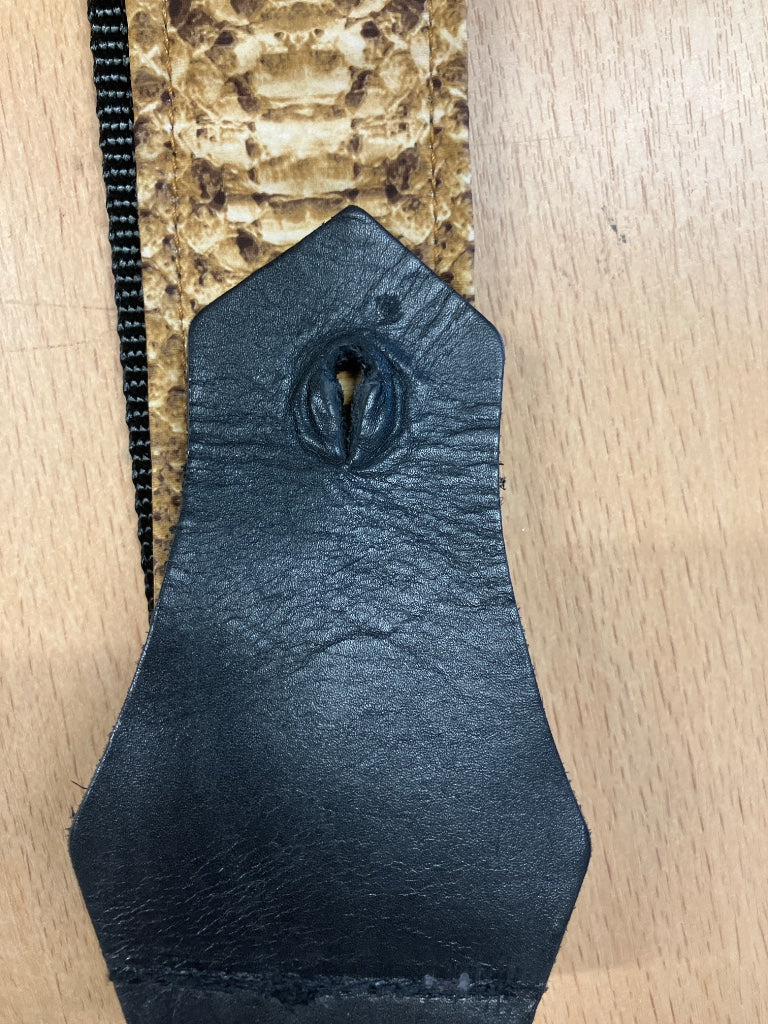 Diamondback Rattler Brown - Stock B