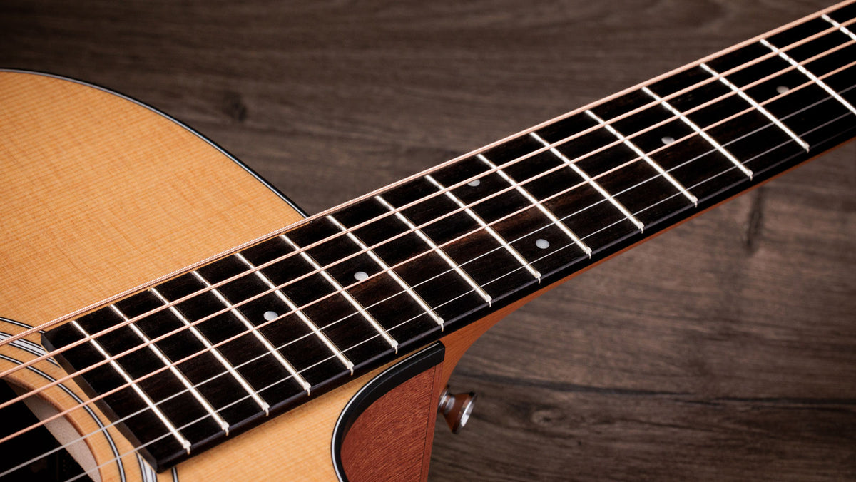 110ce Dreadnought Naturale