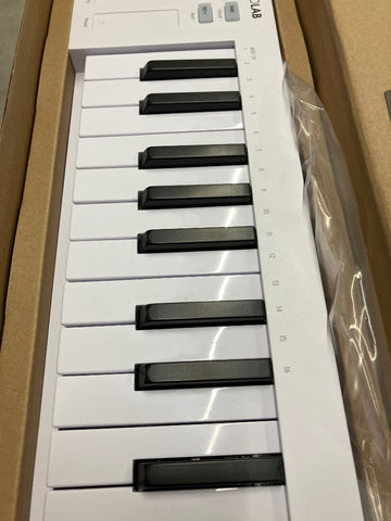 MicroLab MK3 Bianco - Stock B