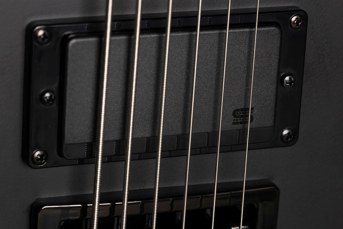 M-6 Evertune Nero metallizzato Nero Rosso Burst satinato