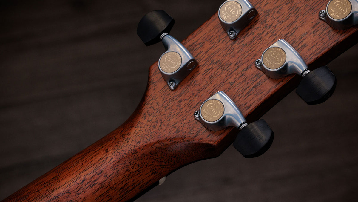 Gold Label K14e Koa hawaiano Sunburst Grand Auditorium