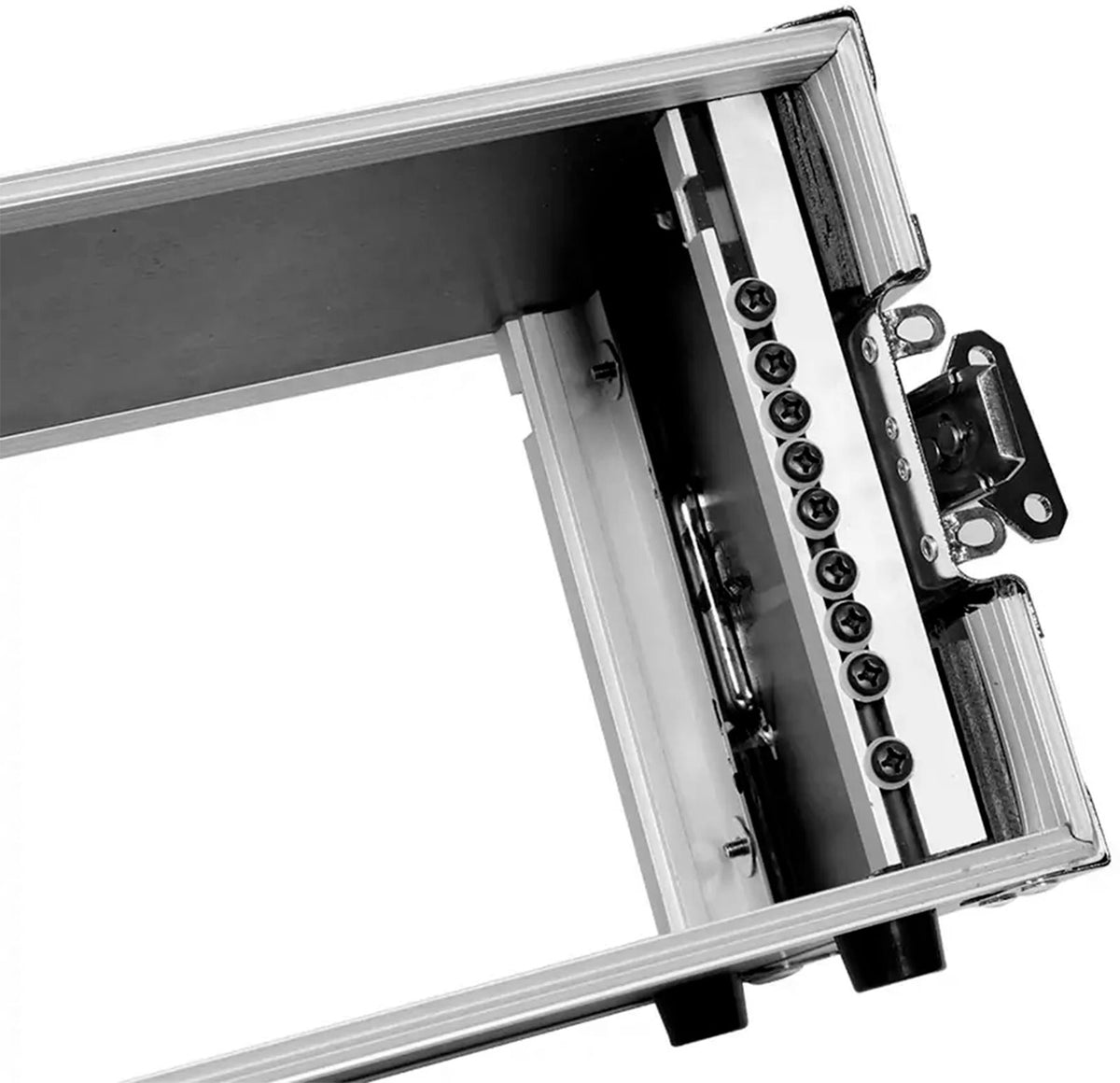 Rack 4U mezzo per microfoni