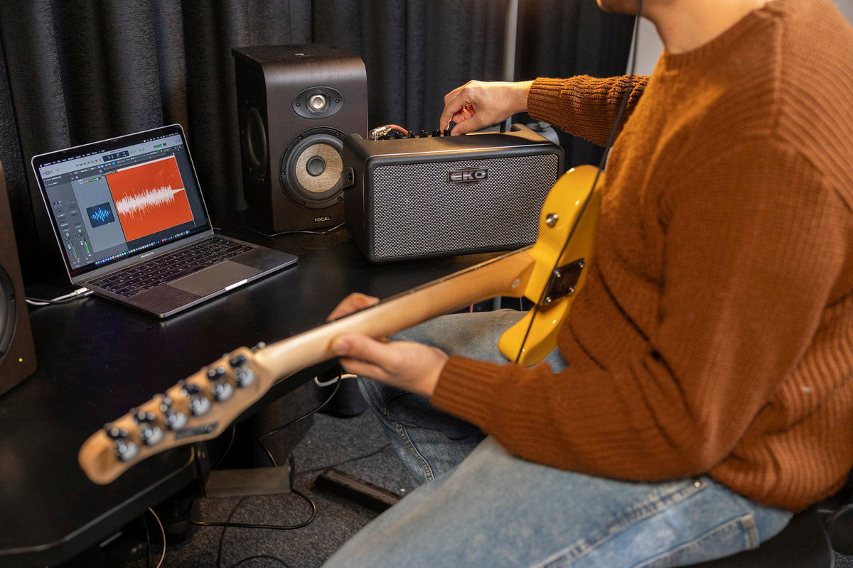 BAIO Amp 25 - ampli compatto con modelli + effetti + batteria + Bluetooth