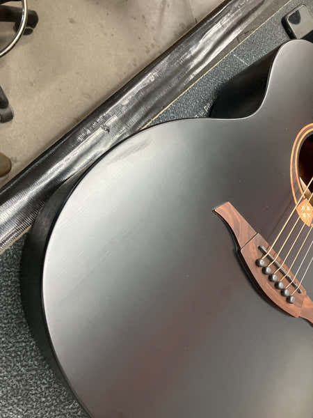 Lâg Tramontane T70A-BLS Auditorium Nero satinato - Stock B