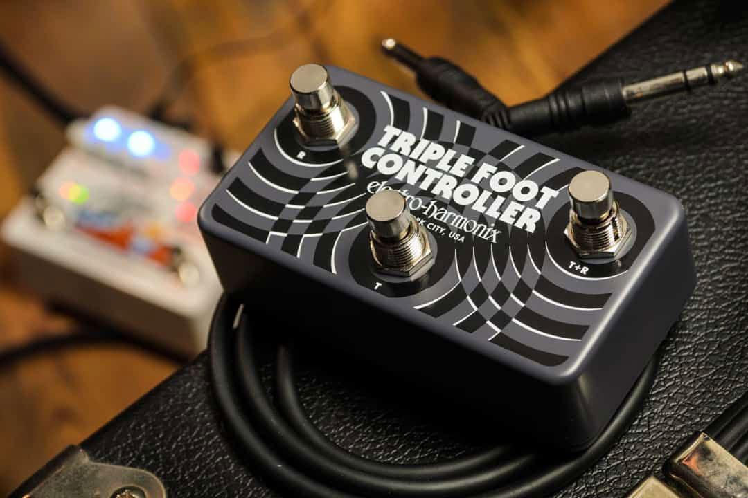 Controller a pedale triplo
