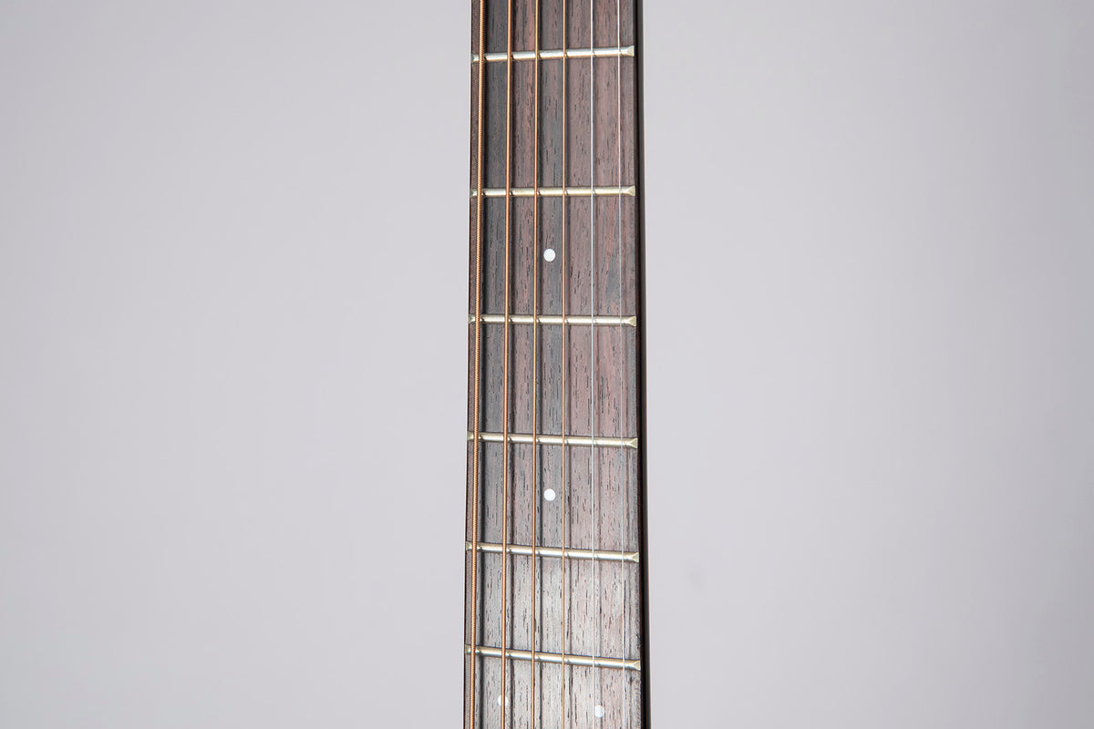 GY21E SM New Yorker Satin Melassa
