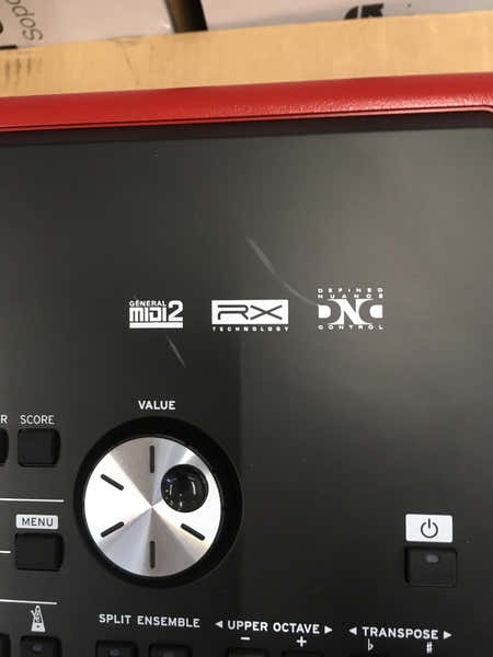 Korg PA-700 Rosso - Stock B