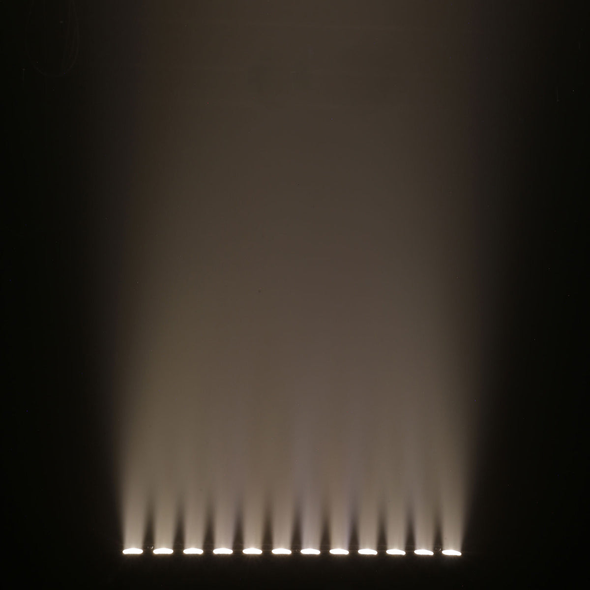 PIXBAR DTW PRO - BARRA TRI-LED 12 X 10 W CON LUCE BIANCA VARIABILE E CONTROLLO DIM-TO-WARM