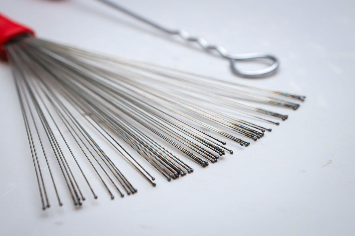LW - BRUSH LIVE WIRES