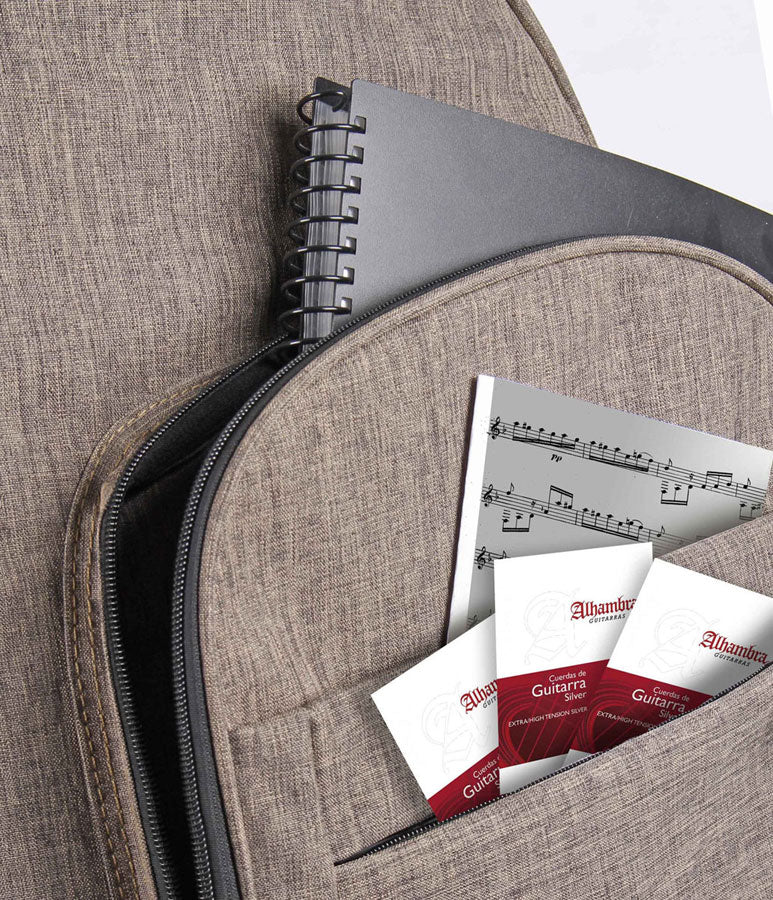Student 2C + 9738 25mm Gigbag