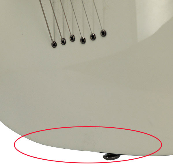 B-Stock / Demon 6 - Bianco vintage