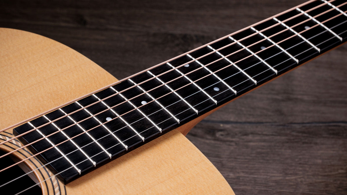 Academy 10e Naturale Dreadnought