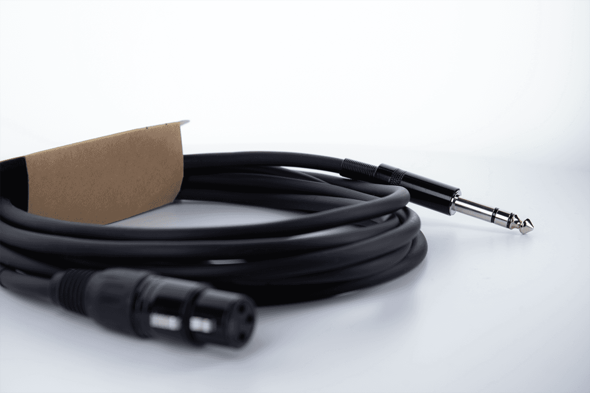 XLR FEMALE AUDIO CABLE / STEREO JACK - 6 M
