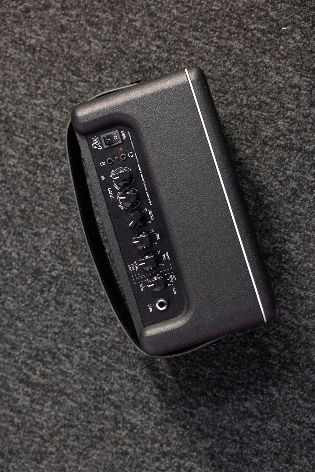 BAIO Amp 15 - ampli compatto con modelli + effetti + Bluetooth