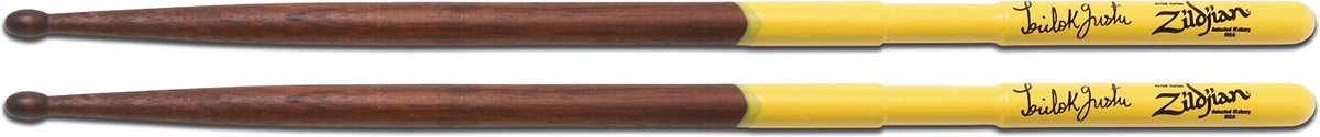 Trilok Gurtu Signature