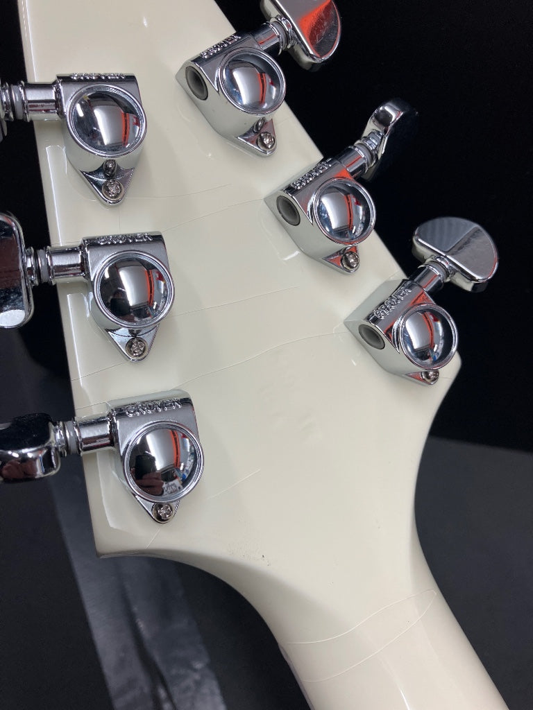 Flying V 70s Bianco classico Original STOCKB