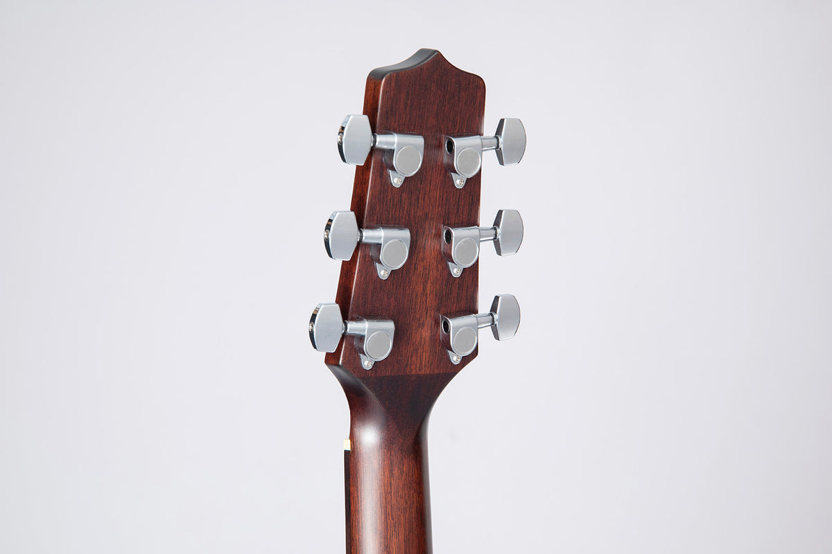 GY21E SM New Yorker Satin Melassa