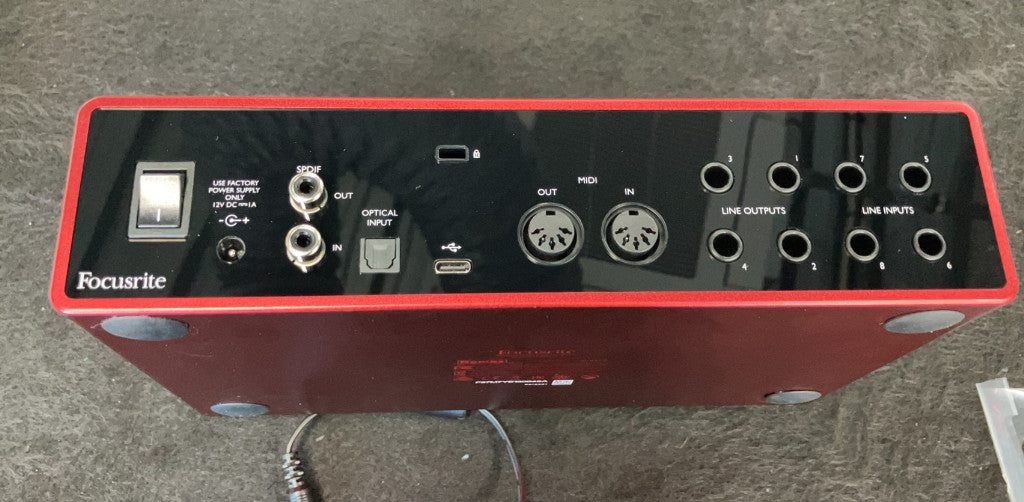 Scarlett 18I8 G3 - B Stock