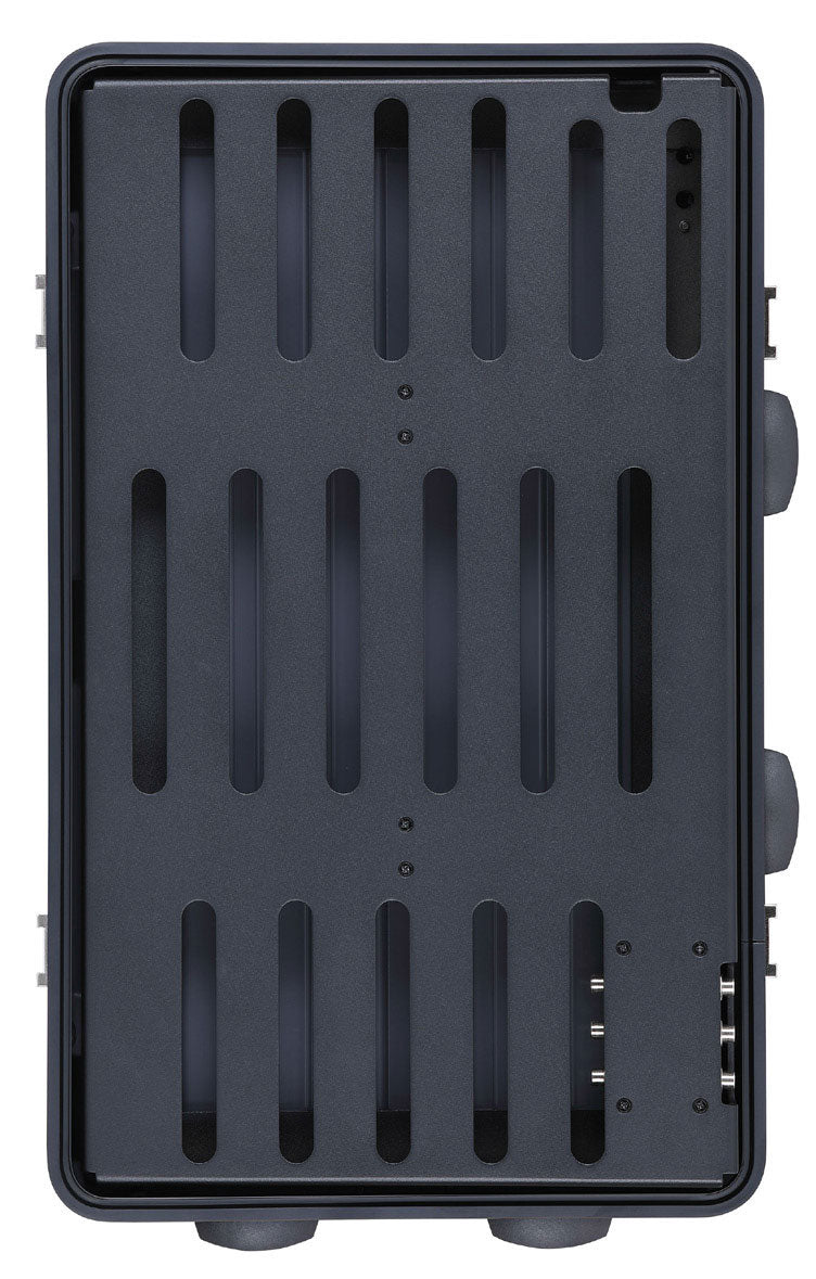 BCB-1000 MOLDED PLASTIC PROFESSIONAL "SUITCASE" PEDALBOARD WITH WHEELS SUITABLE FOR MULTIPLE PEDALS