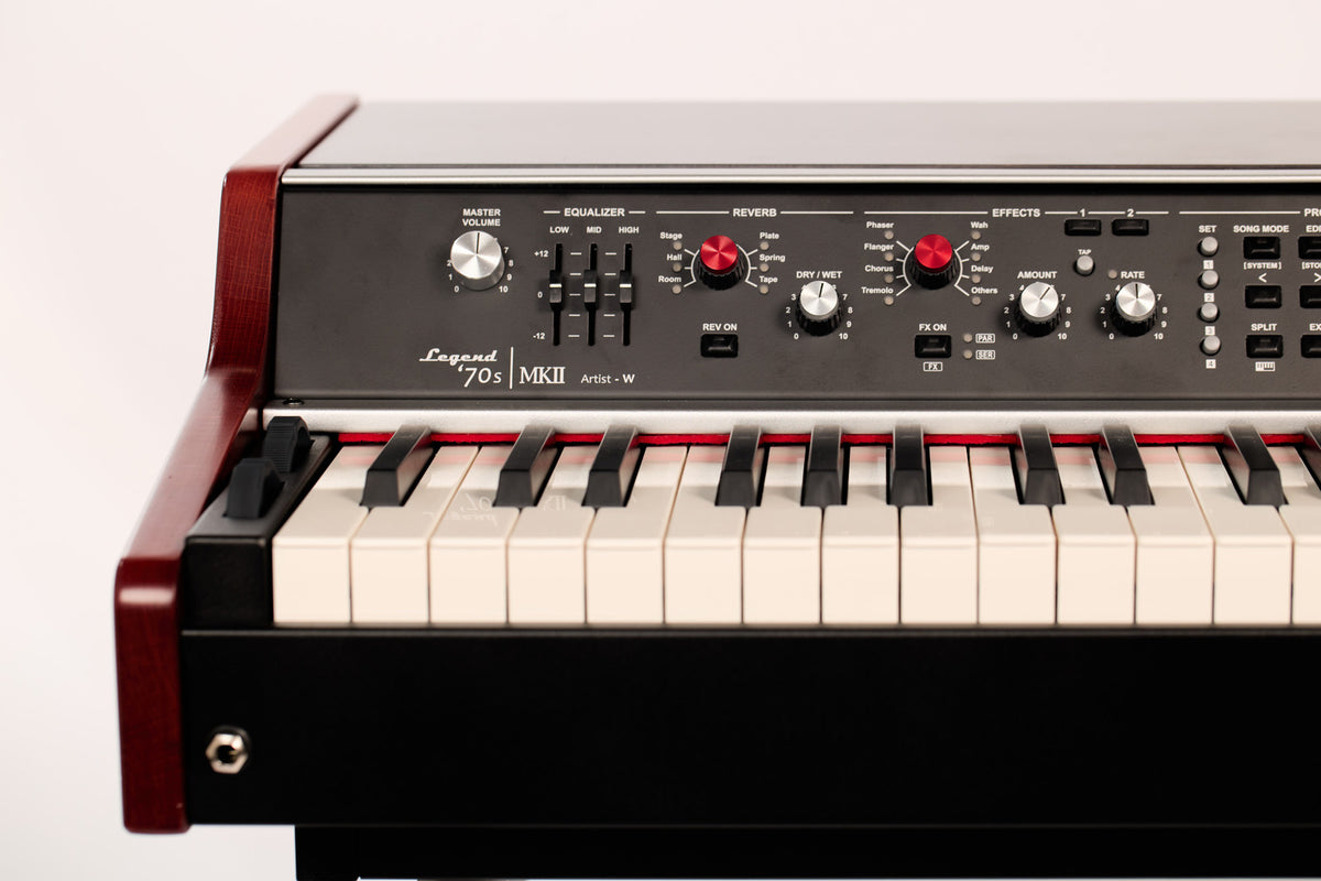LEGEND'70s MK2Artist-W