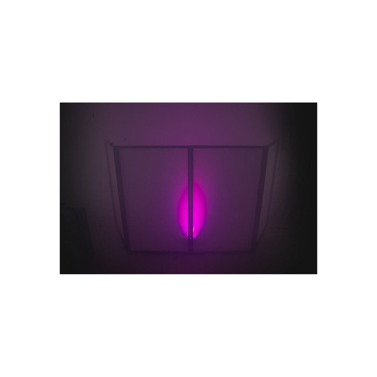 FACADE-DJ-stand