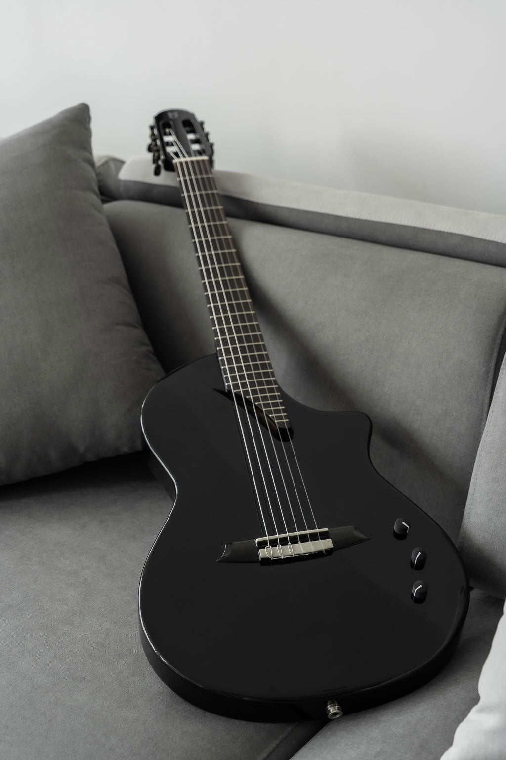 Hispania Black Gt + Gigbag